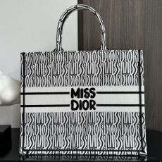 Christian Dior Shopping Bags